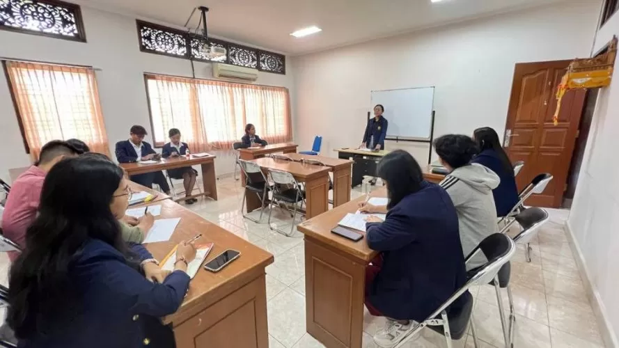 Universitas Udayana Selenggarakan Seleksi Internal Kompetisi Debat Mahasiswa Indonesia 2023