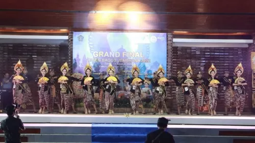 Bukan Sekedar Cantik dan Ganteng, Jegeg Bagus Jembrana Diminta Pahami Jembrana Emas 2026