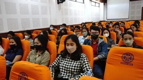Program Studi Sarjana Manajemen FEB Unud Gelar Pelatihan dan Pendampingan Kewirausahaan
