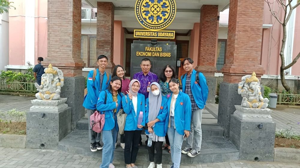FEB Unud Terima Mahasiswa Univeristas Tadulako dalam Program PMM