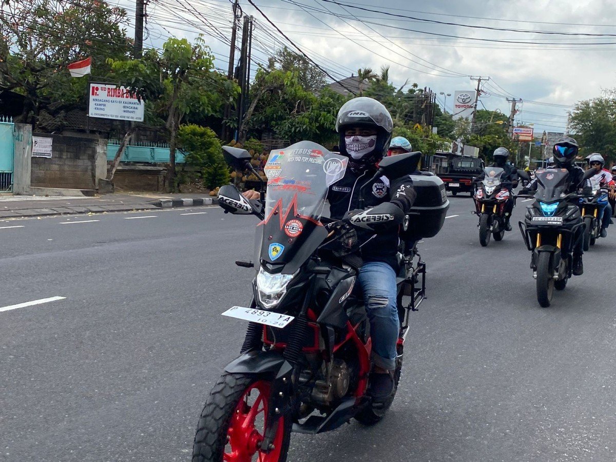 Meriahkan Hari Pelanggan Nasional, Astra Motor Bali Ajak Komunitas CB150 Ikuti City Rolling