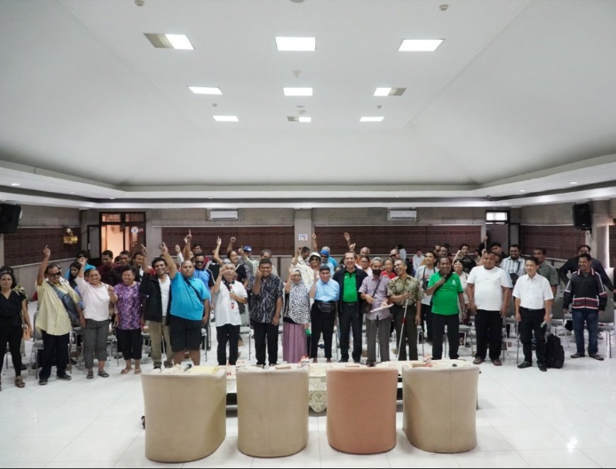 Sedikitnya 65 orang difabel tuna netra yang berasal dari Denpasar, Badung, Gianyar, Bangli dan Tabanan pada Rabu 6 September 2023 lalu bertemu Rektor ITB STIKOM Bali Dr. Dadang Hermawan