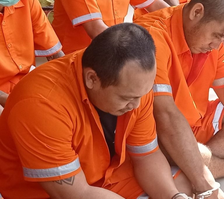 Tersangka FB alias Fajar yang berhasil diamankan oleh Polres Tabanan