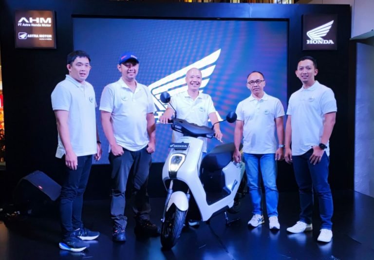 Hadir dengan Desain Modern, Astra Motor Bali Resmi Kenalkan EM1 e: dan EM1 e: PLUS