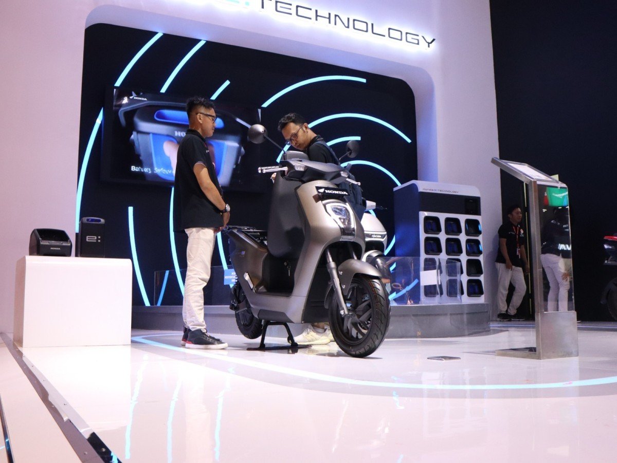 Honda EM1 e: Terpilih Sebagai Motor Listrik Terbaik di IIMS 2024