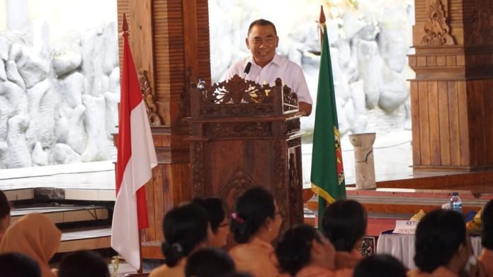 Bupati Tamba Hadiri RAT Kopwan Dharma Santi