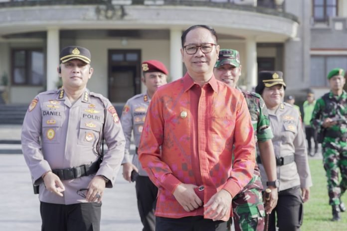 Kabupaten Badung Gelar Apel Pergeseran Pasukan Menjelang Pemilihan Umum Kabupaten Badung Gelar Apel Pergeseran Pasukan Menjelang Pemilihan Umum