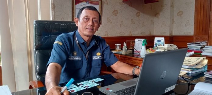 Kepala Disdukcapil Kabupaten Badung, AA Arimbawa