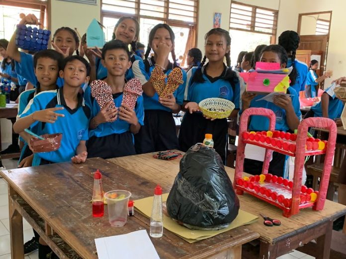 SMPN 7 Singaraja Menjadi Pelopor Pendidikan Lingkungan Hidup Melalui Ekstrakurikuler