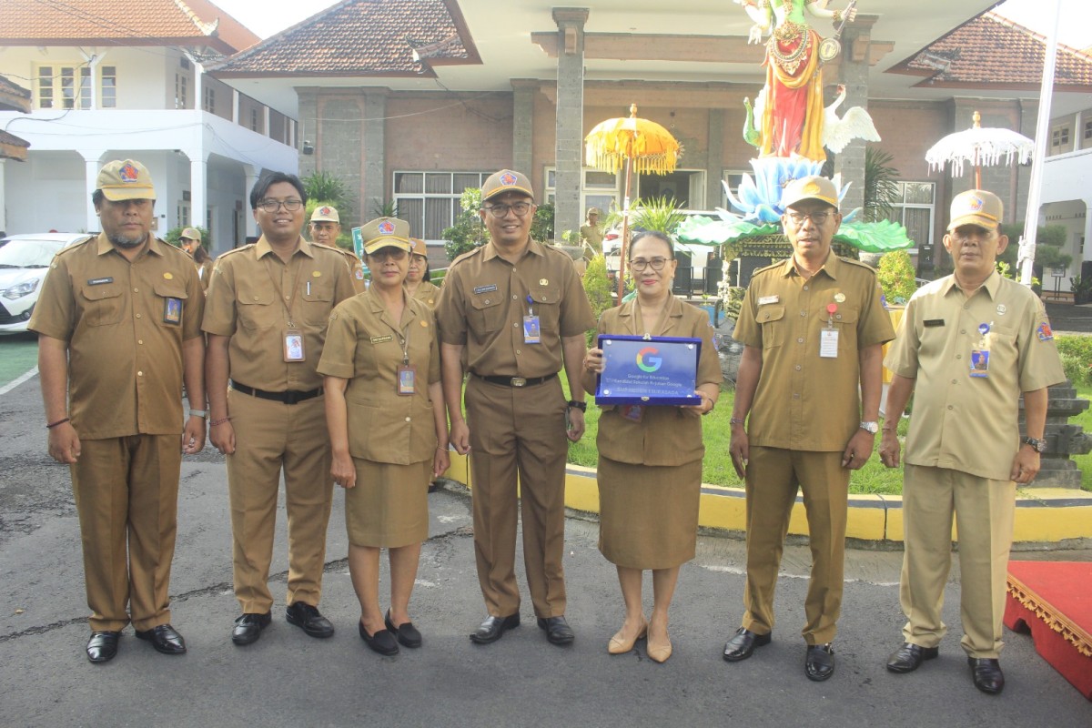 Pertama di Bali, SMPN 1 Sukasada Menjadi Sekolah Rujukan Google