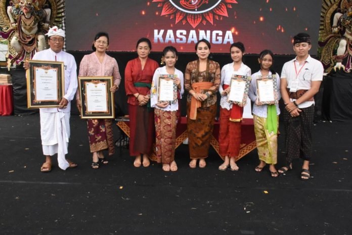 Serangkian Kasanga Festival, Ketua TP PKK Denpasar Buka Sarasehan Banten Ngesanga