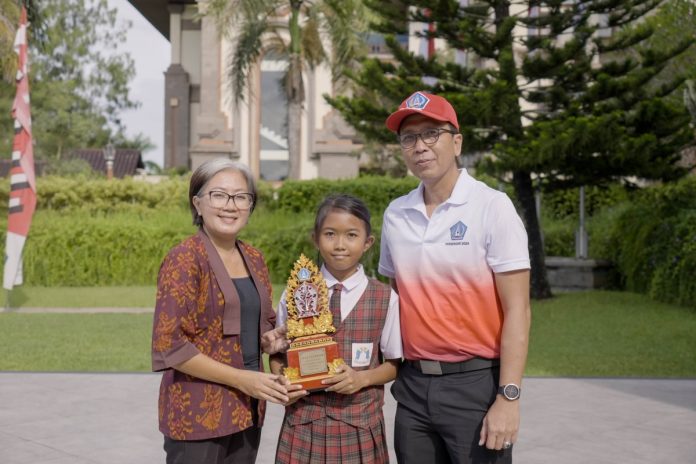 Kadisdikpora, I Gusti Made Dwipayana, SH., M.SI saat menutup Perhelatan Pekan Olahraga dan Seni Pelajar (PORSENIJAR) Kabupaten Badung Tahun 2024