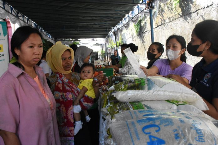 Ringankan Beban Masyarakat Jelang Idul Fitri, Pemkot Denpasar Gelar Pasar Murah