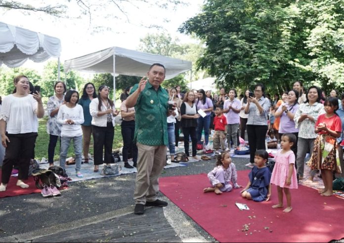 Bupati Tamba Hadiri Perayaan Paskah yang Digelar oleh Persekutuan Wanita Kristen Jembrana