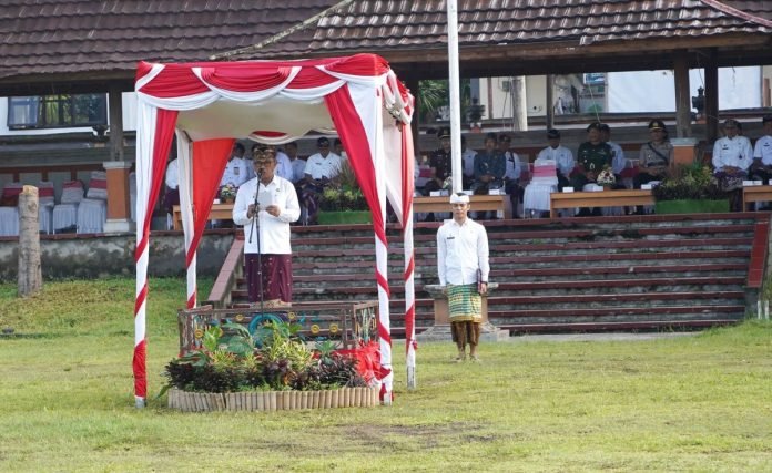 Pemkab Klungkung Gelar Upacara Peringatan Hari Otonomi Daerah Pemkab Klungkung Gelar Upacara Peringatan Hari Otonomi Daerah