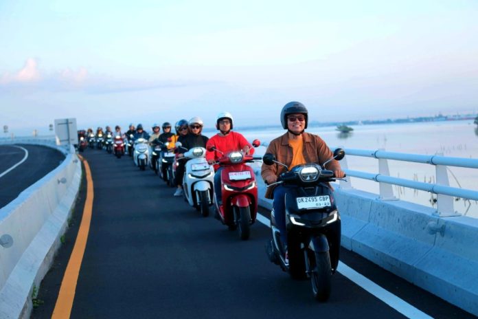 Tips #Cari_Aman Berkendara di Jalur Tol Bali Mandara