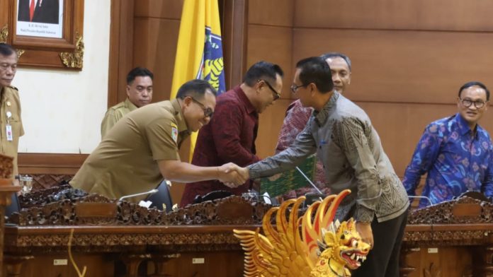 Eksekutif dan Legislatif Provinsi Bali Saling Dukung Bahas Dua Raperda Menjadi Perda