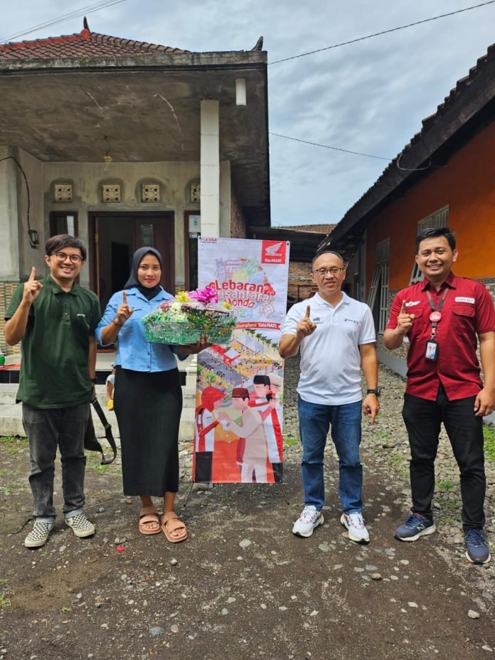 Astra Motor Bali Berikan Surprise Paket Lebaran untuk Konsumen Setia Honda