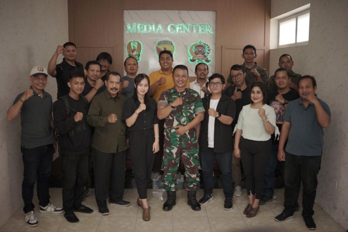 Korem 163/Wira Satya Gelar Simakrama Bersama Puluhan Insan Media di Bali