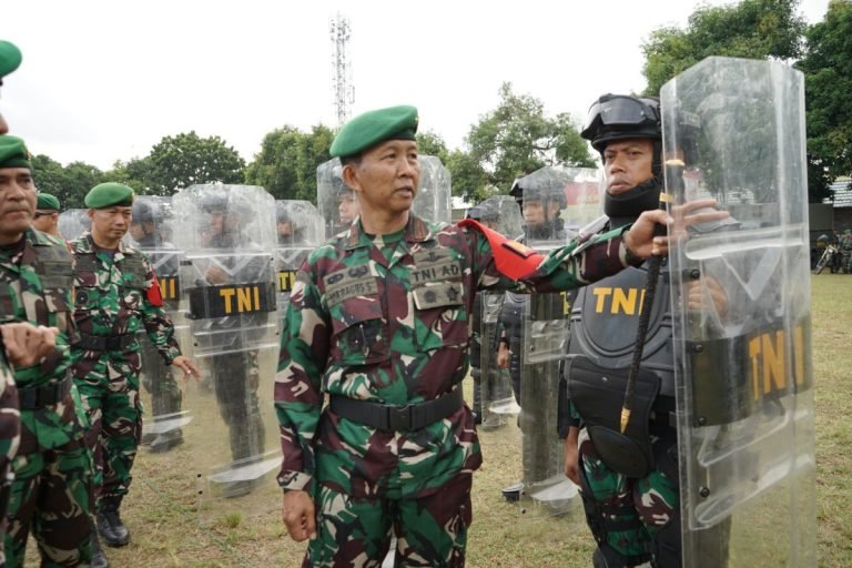 Danrem 163WSA Pimpin Apel Gelar Pasukan Pengamanan Pilkada Provinsi Bali