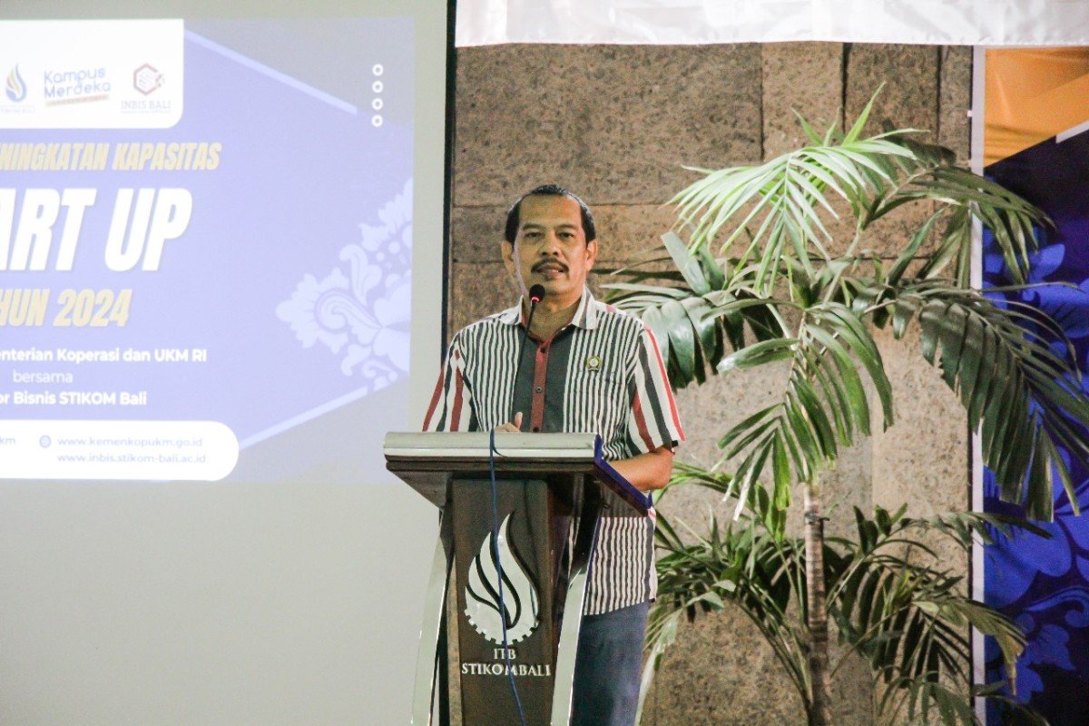 Dr. Dadang Hermawan, Rektor ITB STIKOM Bali saat menghadiri Program Start-Up Go Global