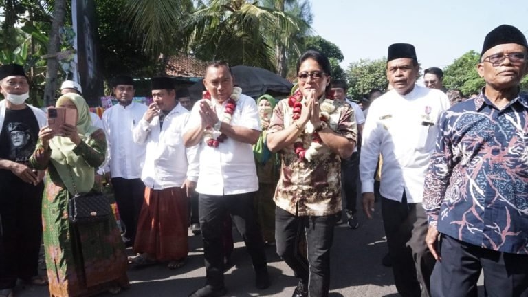 Bupati Jembrana dan Bupati Badung Kompak Hadiri Halal Bihalal Desa Air Kuning
