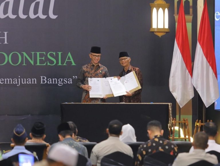 OJK dan MUI Sinergi Tingkatkan Sektor Keuangan Syariah di Indonesia