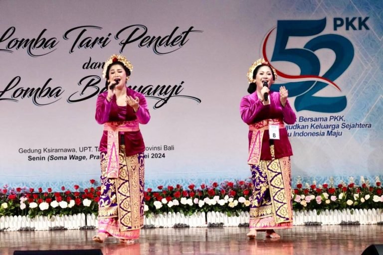 Ketua TP PKK Tabanan Raih Juara 1 Lomba Bernyanyi HKG PKK ke-52 Tingkat Provinsi Bali