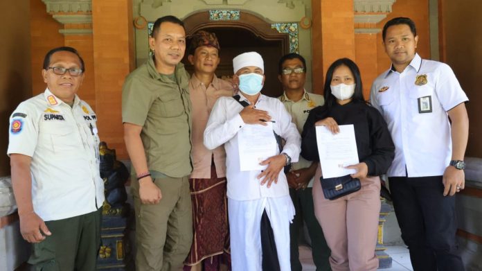 Satpol PP Provinsi Bali Beri Edukasi Etika Seni kepada Penari dan Pengibing Joged Viral 