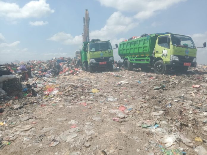 TPA Mandung Terima 200 Truk Sampah per Hari