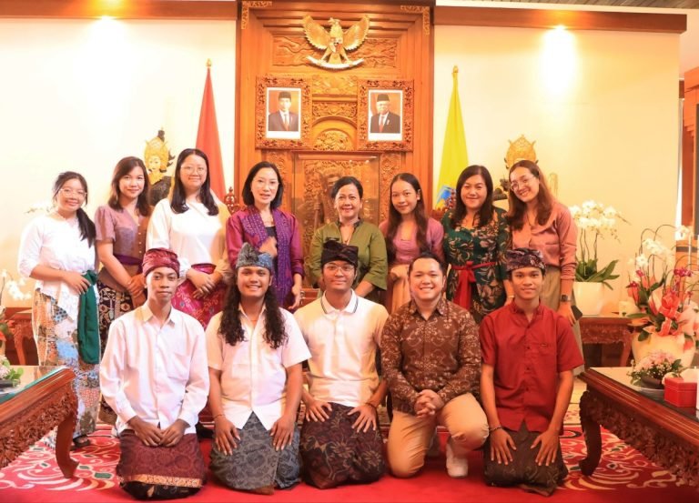 Komunitas Paduan Suara Voice of Bali memperoleh dukungan penuh dari Ny. drg Ida Mahendra Jaya, Penjabat (Pj) Ketua Tim Penggerak PKK Bali.