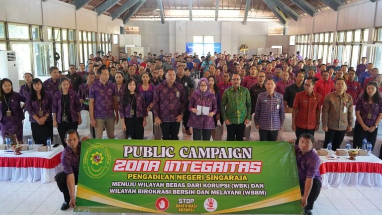 Sekda Suyasa Minta Perbekel/Lurah Proaktif Tindaklanjuti Surat Tercatat PN Singaraja