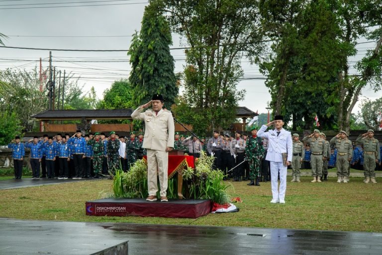 Bupati Bangli Sang Nyoman Sedana Arta yang bertindak sebagai inspektur upacara peringatan Hari Lahir Pancasila Tahun 2024, Sabtu, 1 Juni 2024.