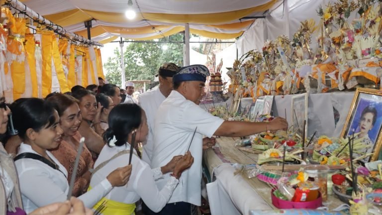 Desa Adat Puseh Agung Gelar Karya Pitra Yadnya Kusa Pranawa dengan Upacara Ngaben Massal