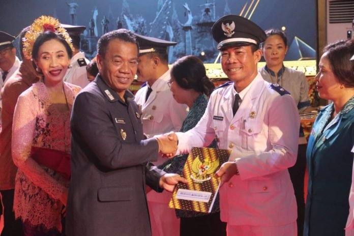 Pengukuhan perpanjangan ini dilakukan secara simbolis oleh Penjabat Bupati Buleleng, Ketut Lihadnyana, di Gedung Kesenian Gde Manik Singaraja, Jumat 28 Juni 2024.