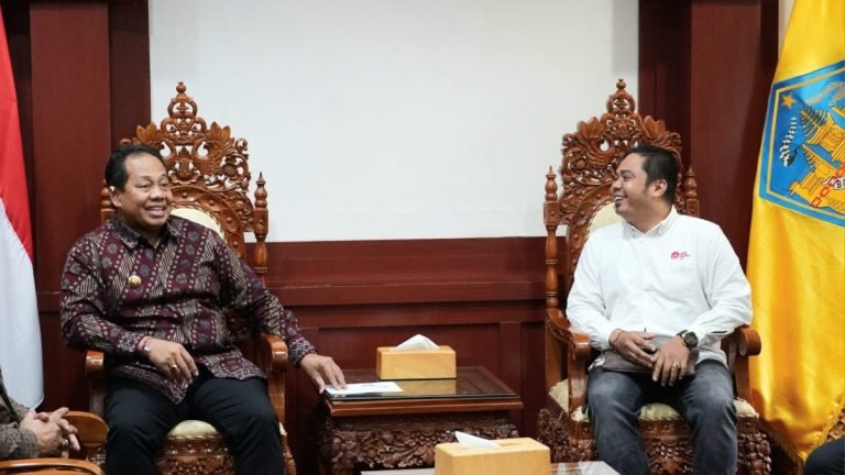 Pj Mahendra Jaya dan IAI Bali Bahas Pengawasan Lisensi Arsitek Asing dan Pelestarian Arsitektur Tradisional