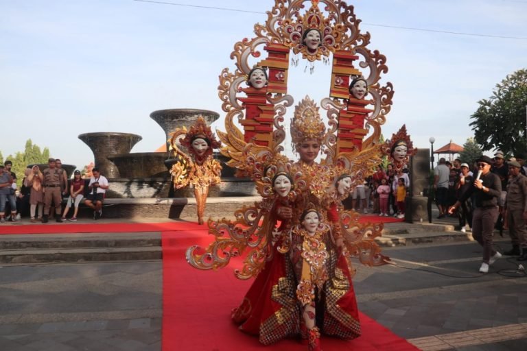 Buleleng Fashion on the Street, Bangkitkan Kreativitas dan Budaya Melalui Fashion