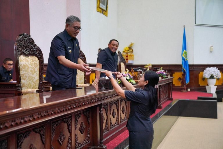 DPRD Gianyar Gelar Sidang Paripurna, Setujui Rancangan Pertanggungjawaban APBD Tahun 2023