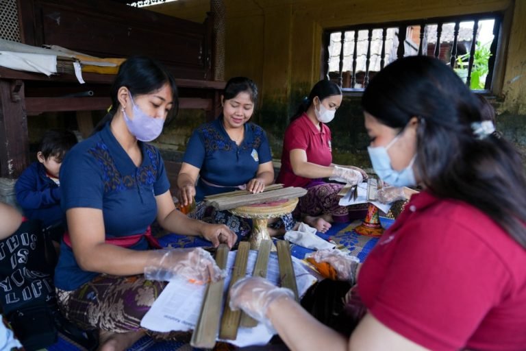 Dinas Kebudayaan Badung Lestarikan Naskah Kuno dengan Program Konservasi Lontar