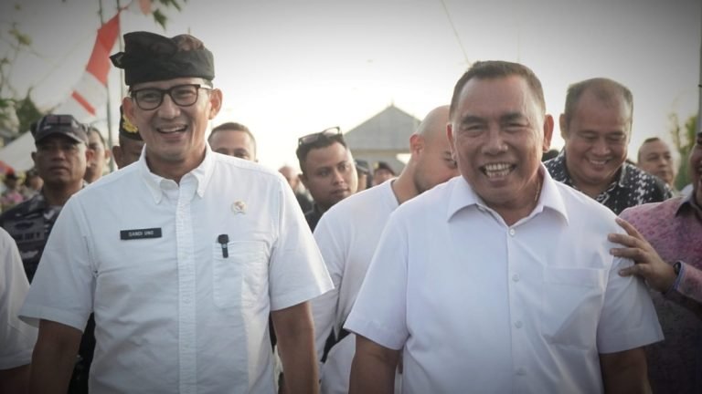 Kunjungi Jembrana, Menparekraf Sandiaga Uno Siap Bangkitkan Pariwisata Bali Barat dan Utara