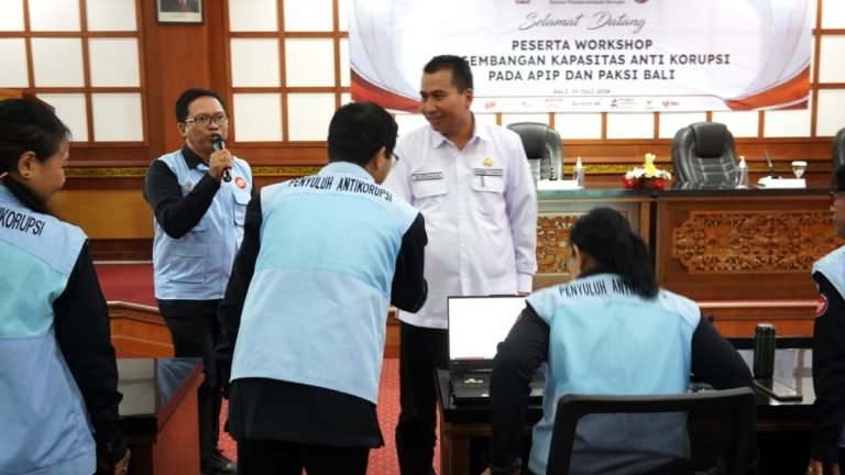 Inspektur Bali Buka Workshop Pengembangan Kapasitas Anti Korupsi