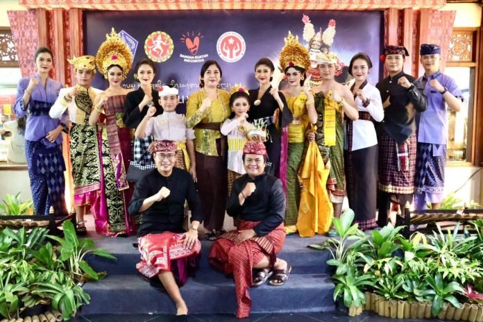Rai Wahyuni Sanjaya Dukung Pelestarian Budaya di Utsawa Busana Adat 2024 PKB XLVI
