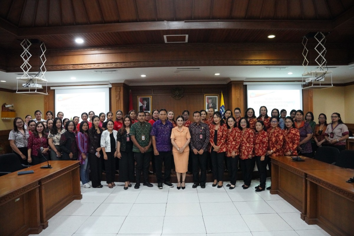 Pelatihan ini diikuti oleh lima puluh peserta dari Organisasi Dharma Wanita Persatuan Kabupaten Badung dan kelompok wanita tani.