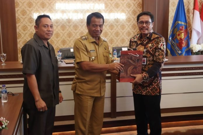 Penjabat (Pj) Bupati Buleleng, Ir. Ketut Lihadnyana, M.M.A., menerima kunjungan Tim Peneliti dari Institut Pemerintahan Dalam Negeri