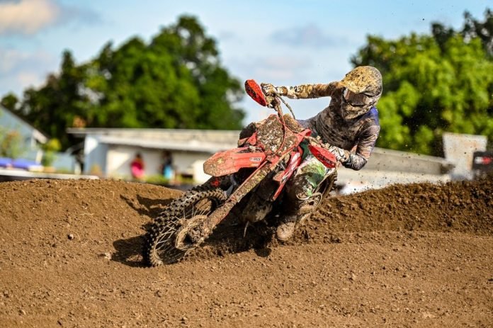 Performa Meningkat, Crosser Binaan Astra Honda Raih Poin Perdana di MXGP Lombok