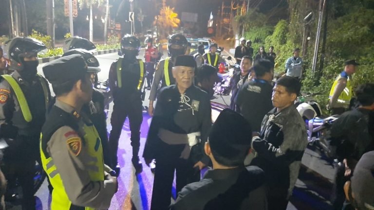Polisi Bubarkan Kerumunan Anggota PSHT di Denpasar Selatan