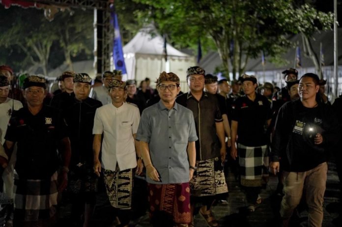 Sekda Badung I Wayan Adi Arnawa saat membuka Sangeh Festival 2024, Jumat (19/7) di Areal Parkir Obyek Wisata Alas Pala Sangeh.
