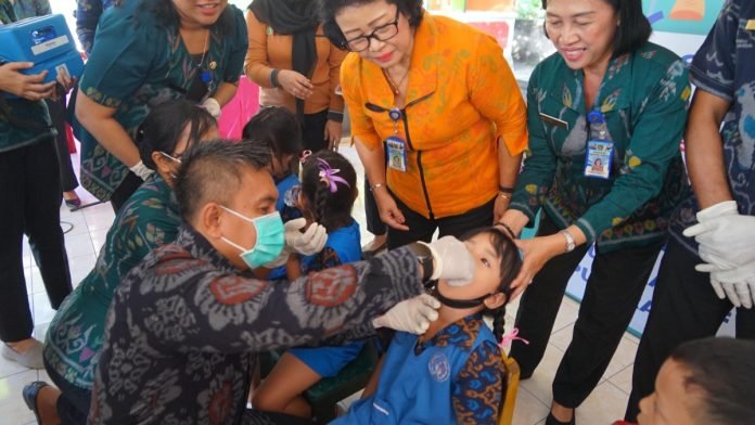 Wabup Jembrana Buka Sub Pekan Imunisasi Nasional Polio di TK Negeri 1 Negara