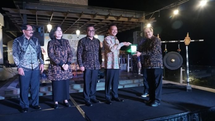 Sekda Dewa Indra dan Kepala Perpustakaan Nasional Sepakat Bawa Perpustakaan Ikuti Perubahan Zaman