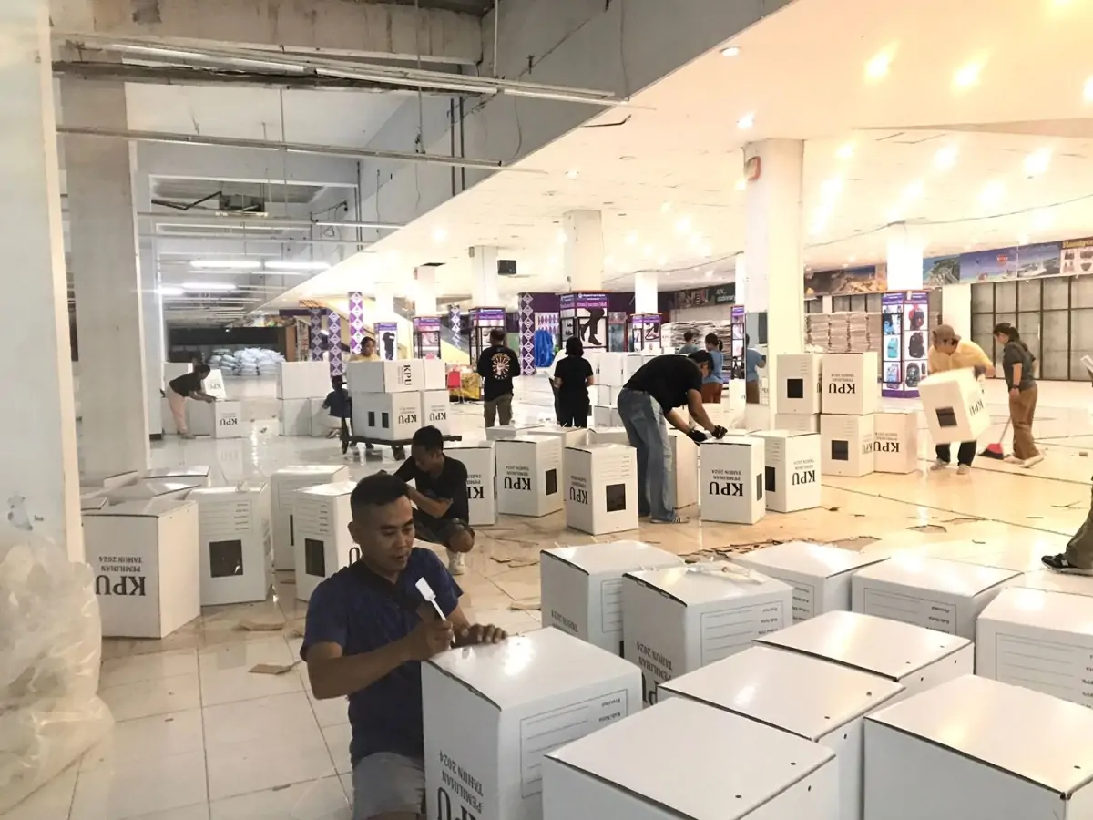 Komisi Pemilihan Umum (KPU) Kabupaten Tabanan telah memulai proses perakitan 1.720 kotak suara untuk persiapan Pilkada serentak 2024